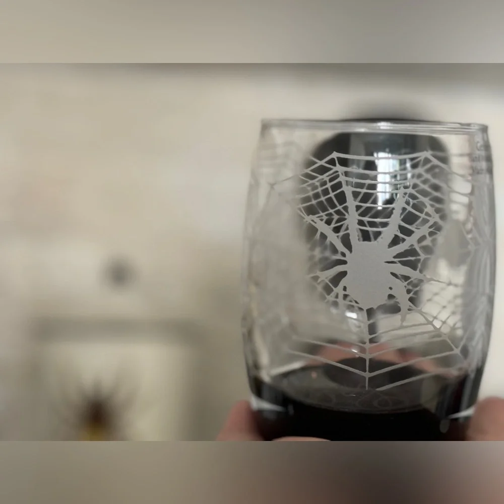 Set of 2 spider Old Fashioned etched glasses